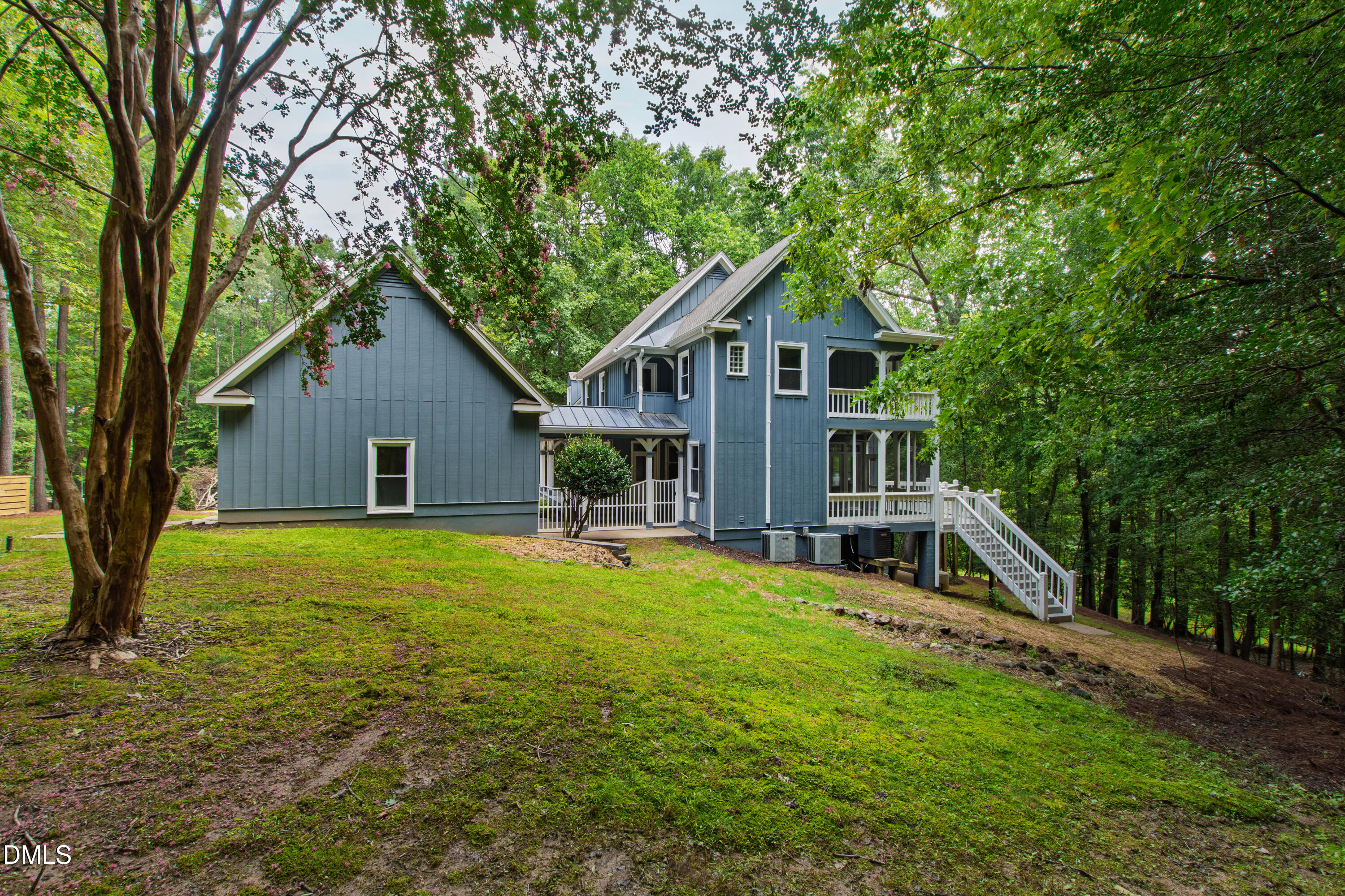 7036 Sirius Lane