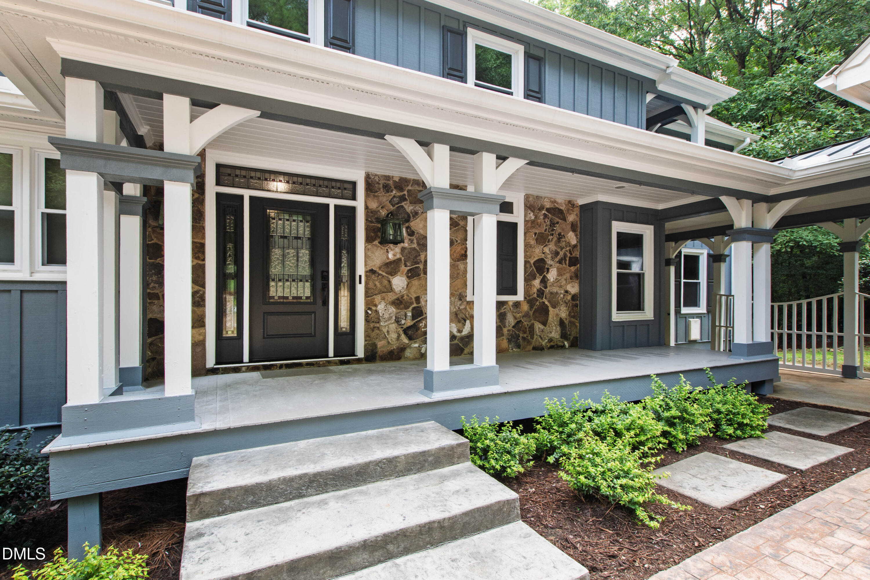 7036 Sirius Lane