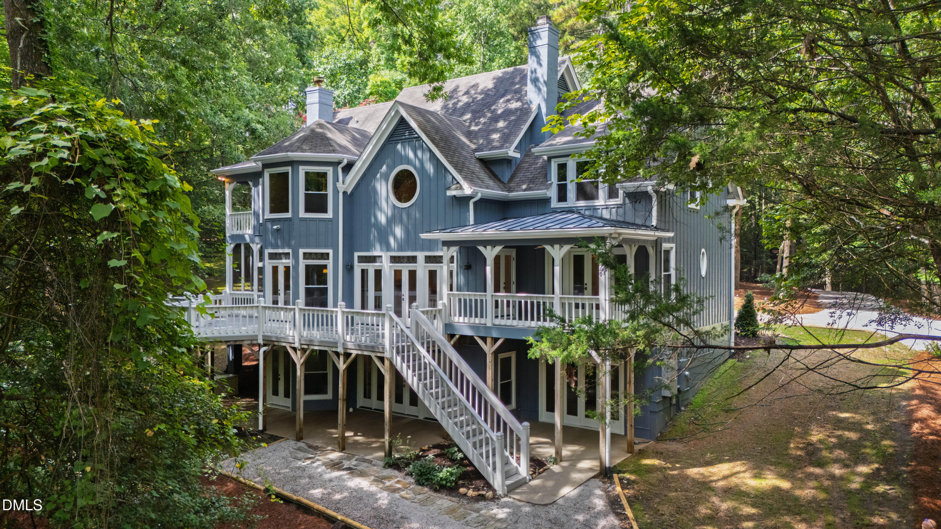 7036 Sirius Lane