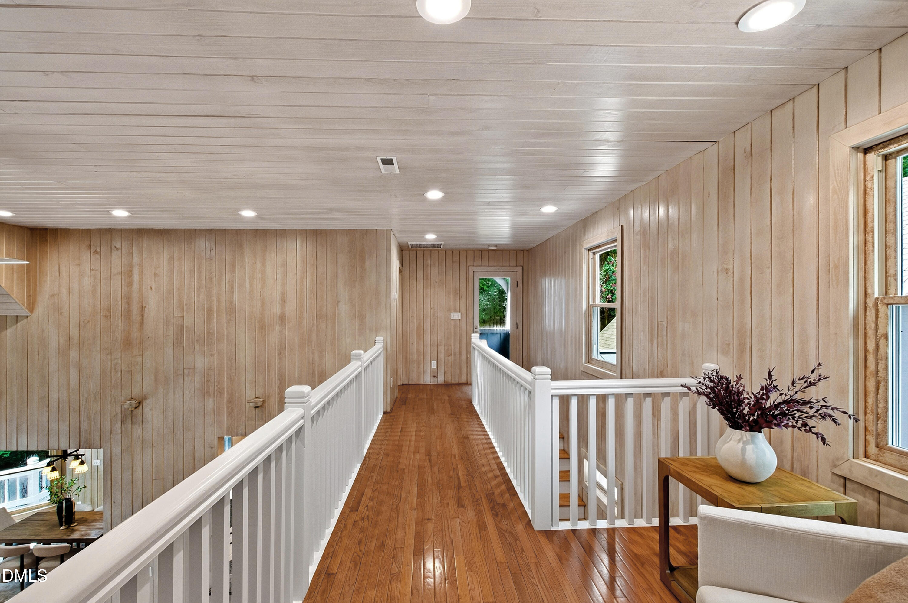 7036 Sirius Lane