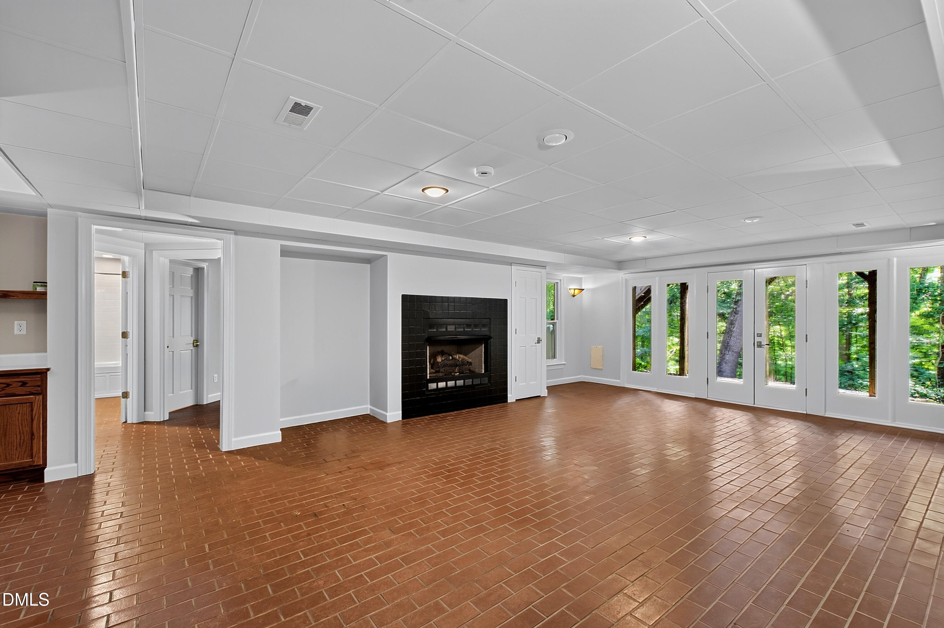 7036 Sirius Lane