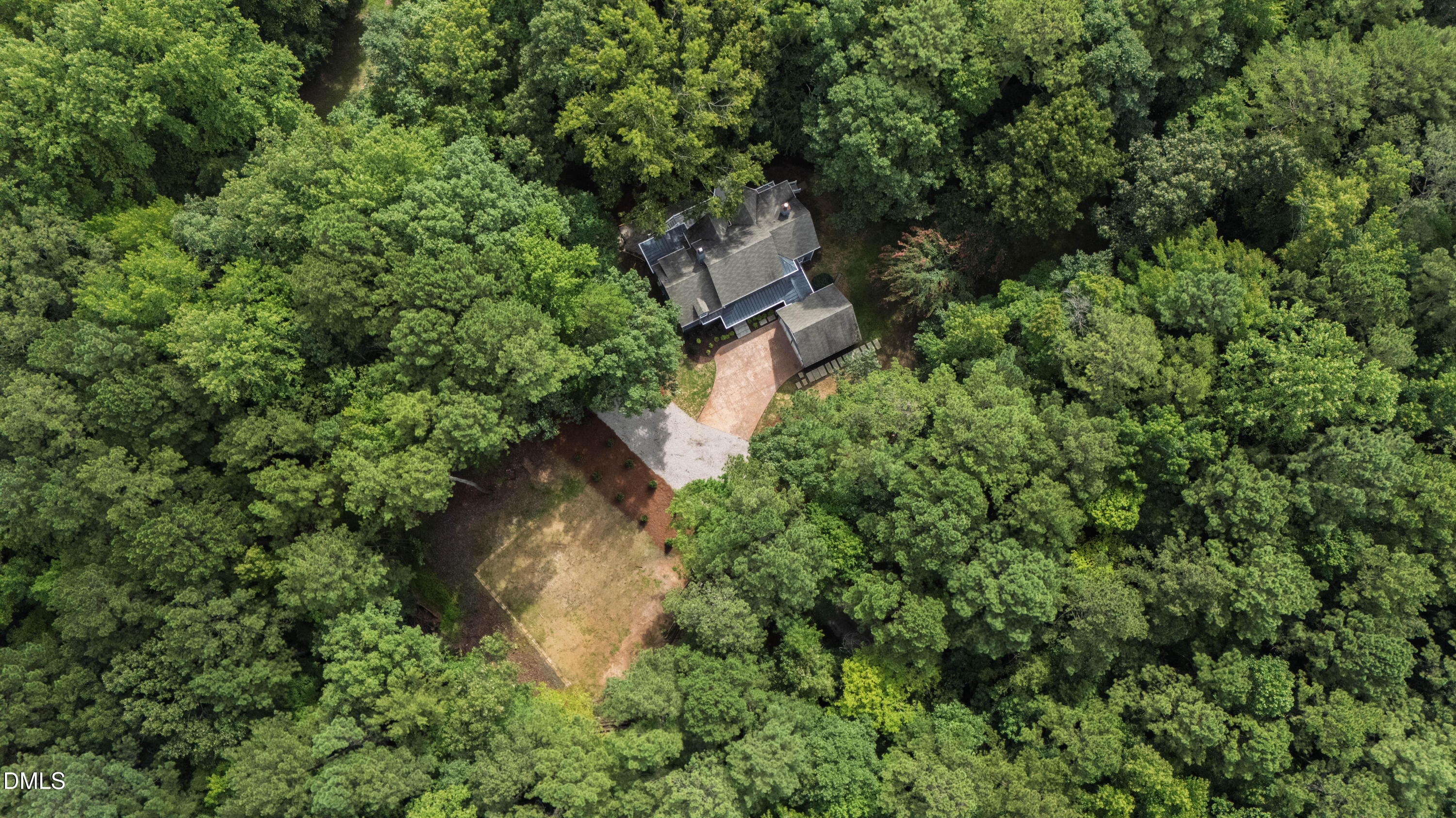 7037 Sirius Lane