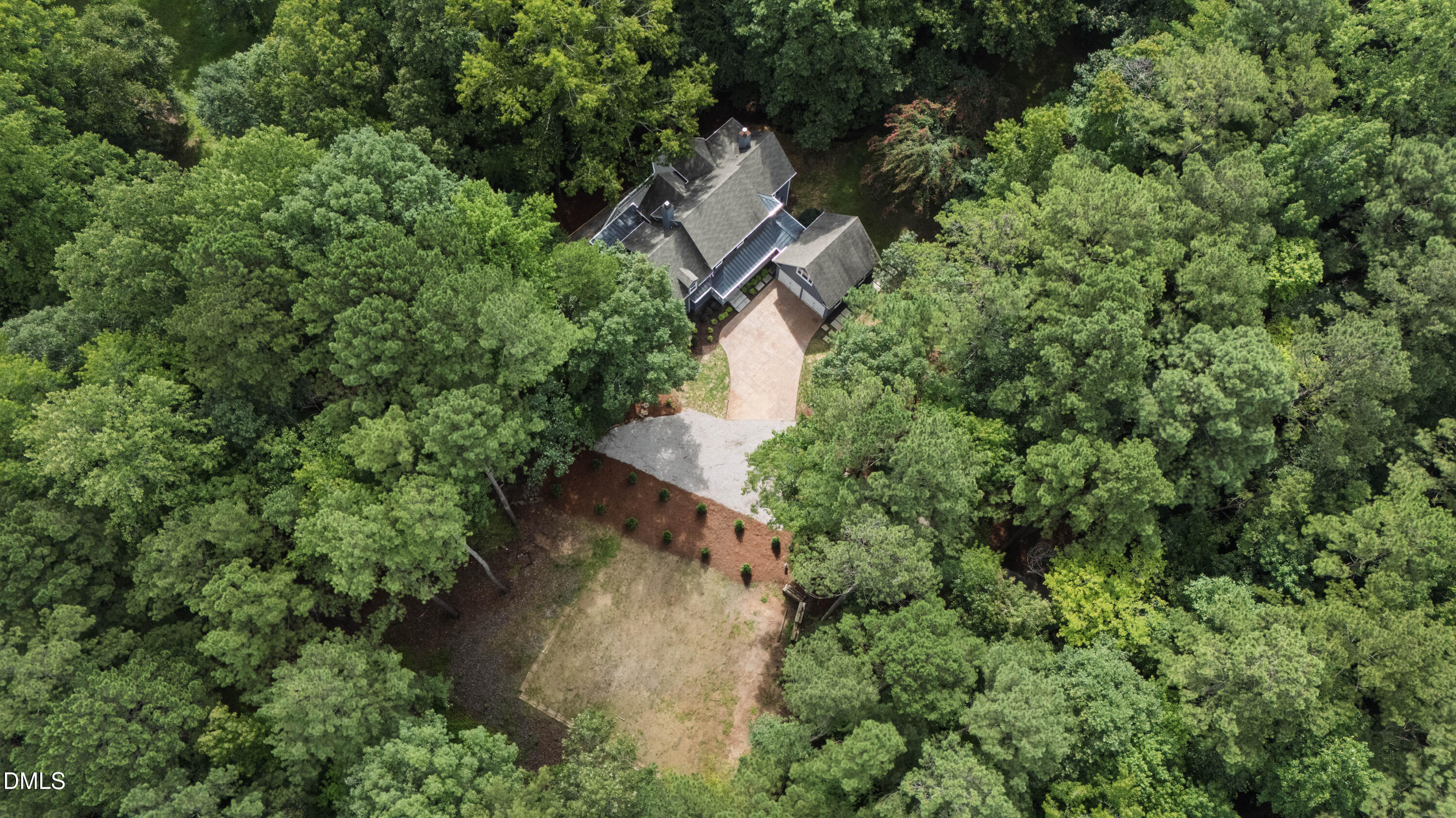 7037 Sirius Lane