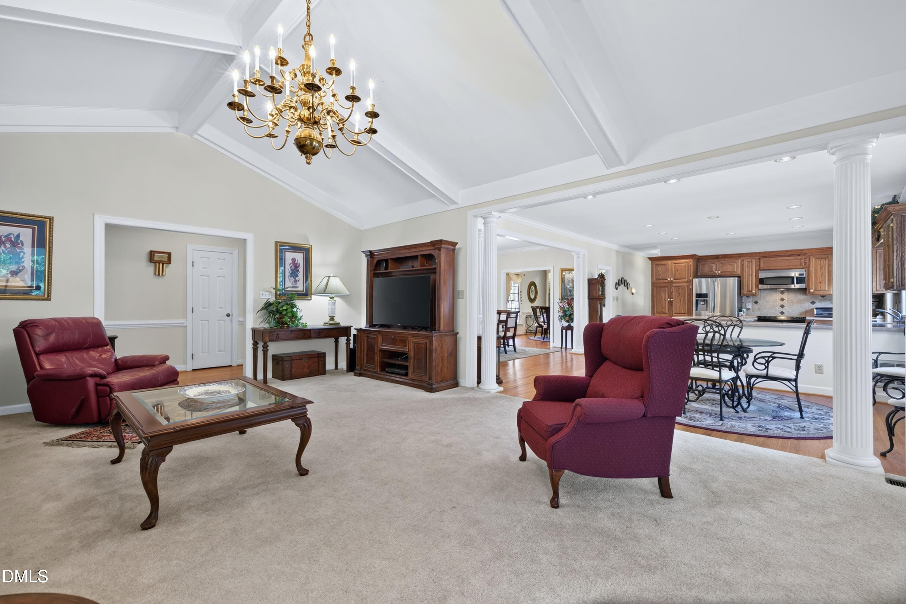 606 Country Lane