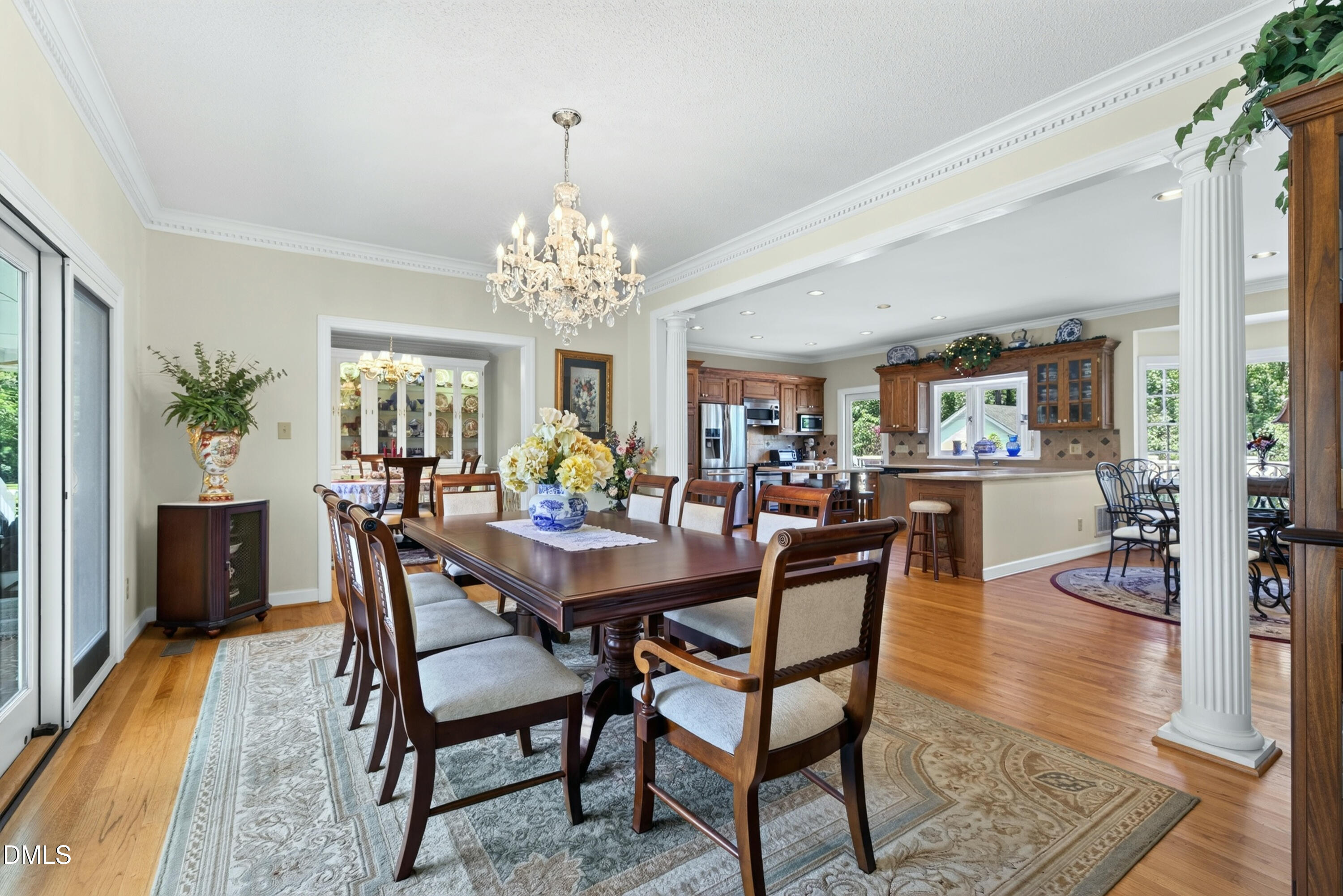 606 Country Lane