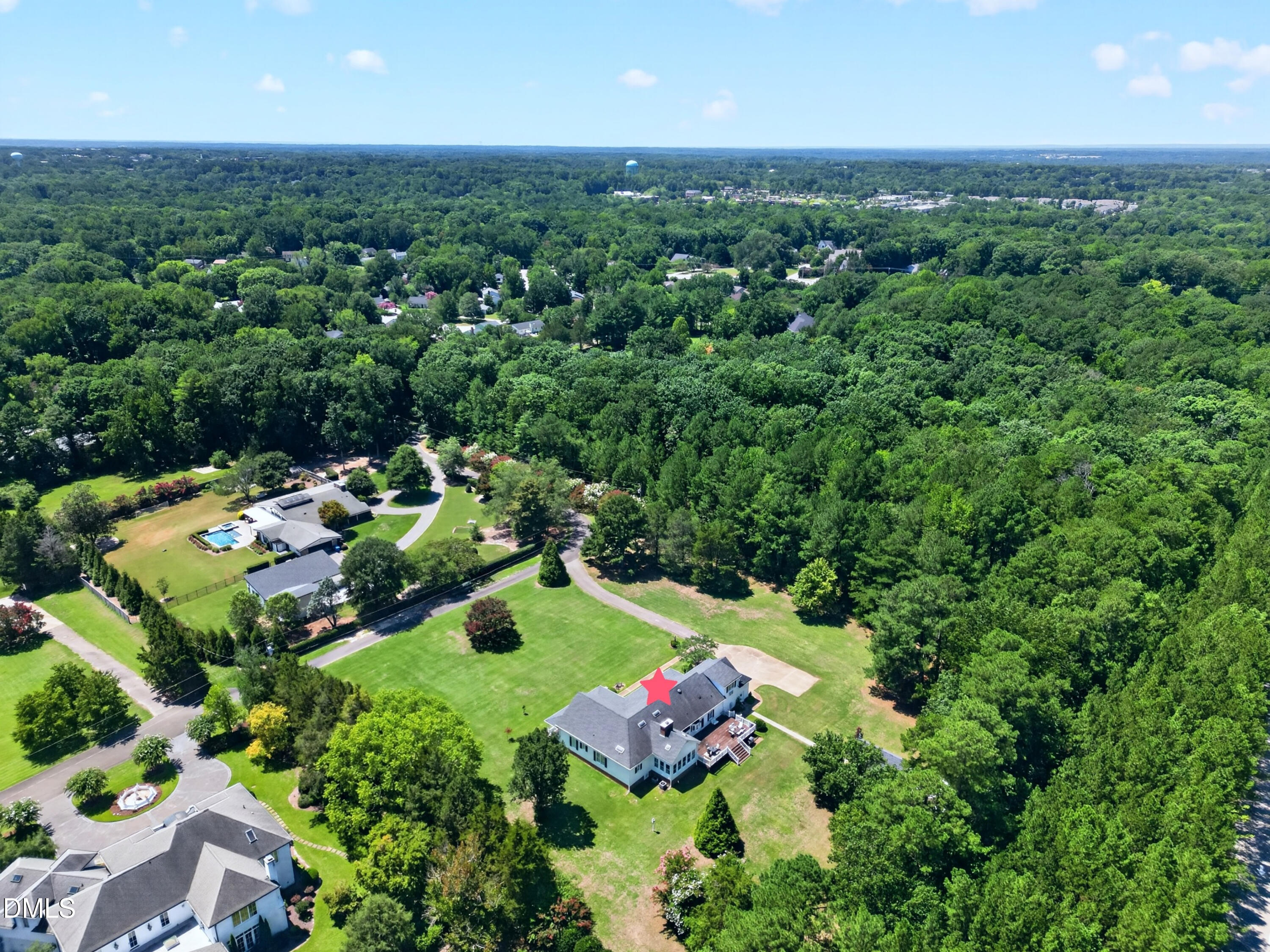 606 Country Lane