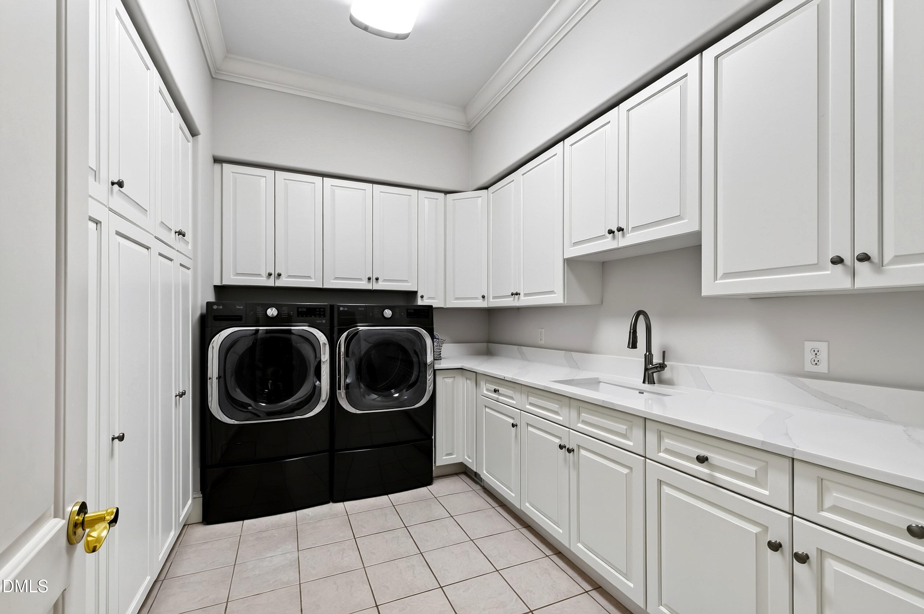 113 Richelieu Drive