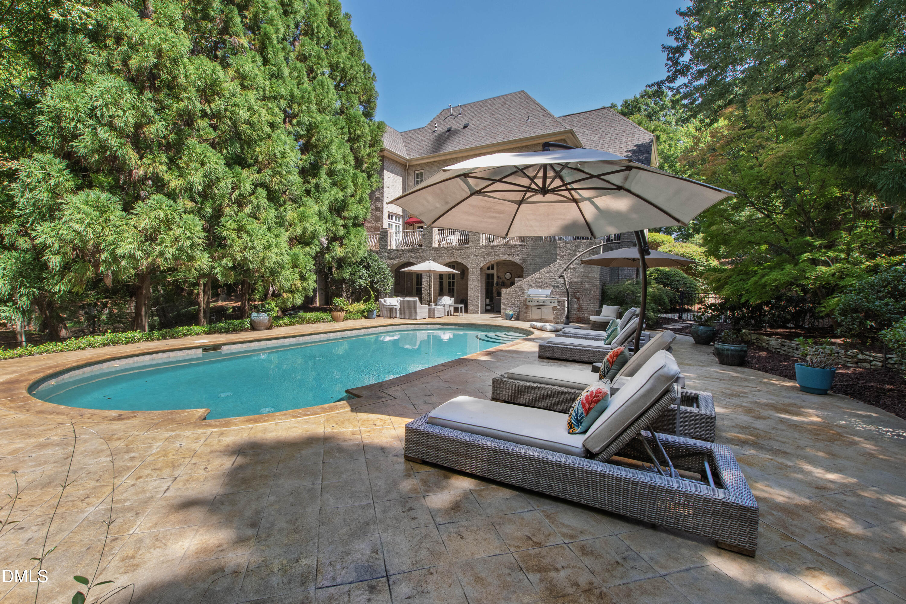 113 Richelieu Drive