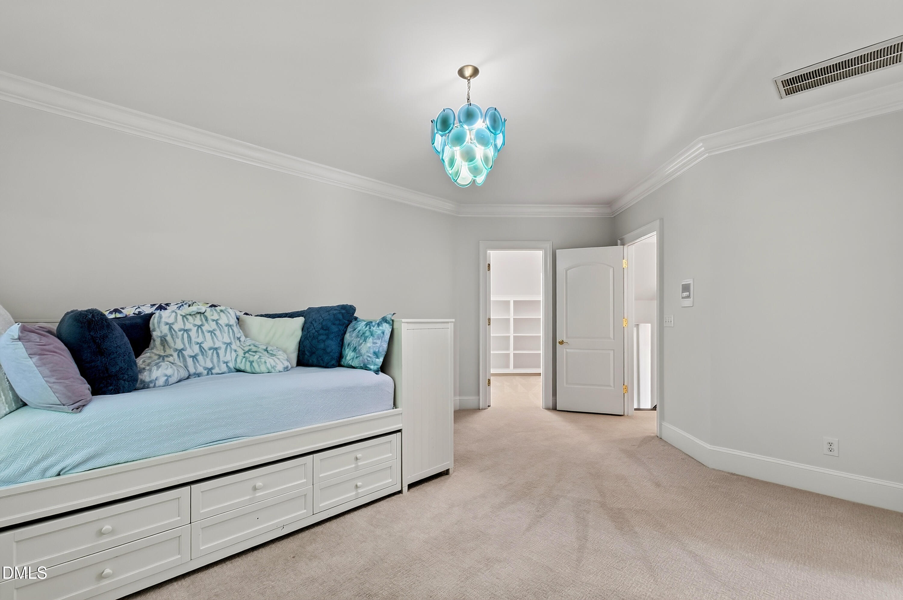113 Richelieu Drive