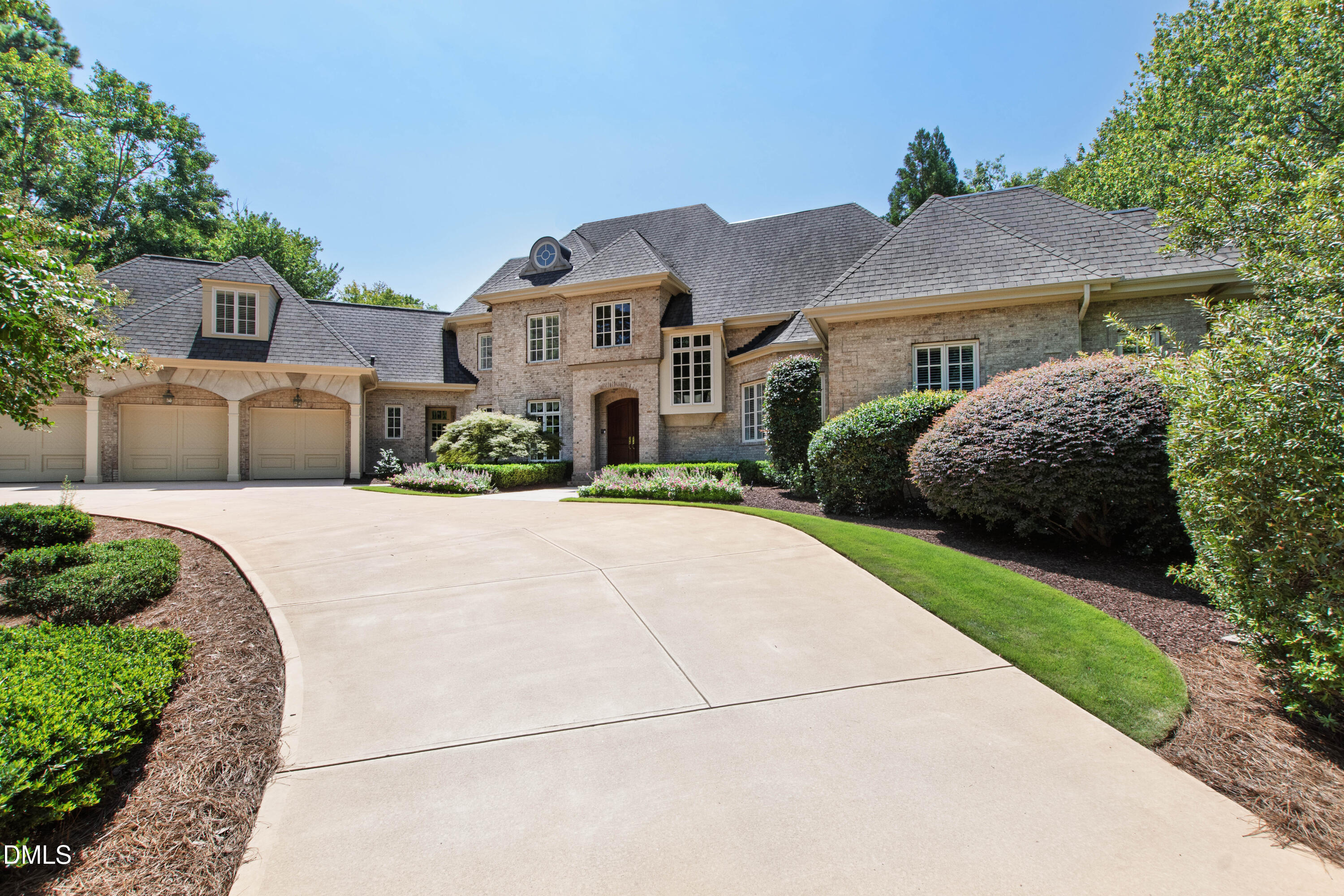 113 Richelieu Drive