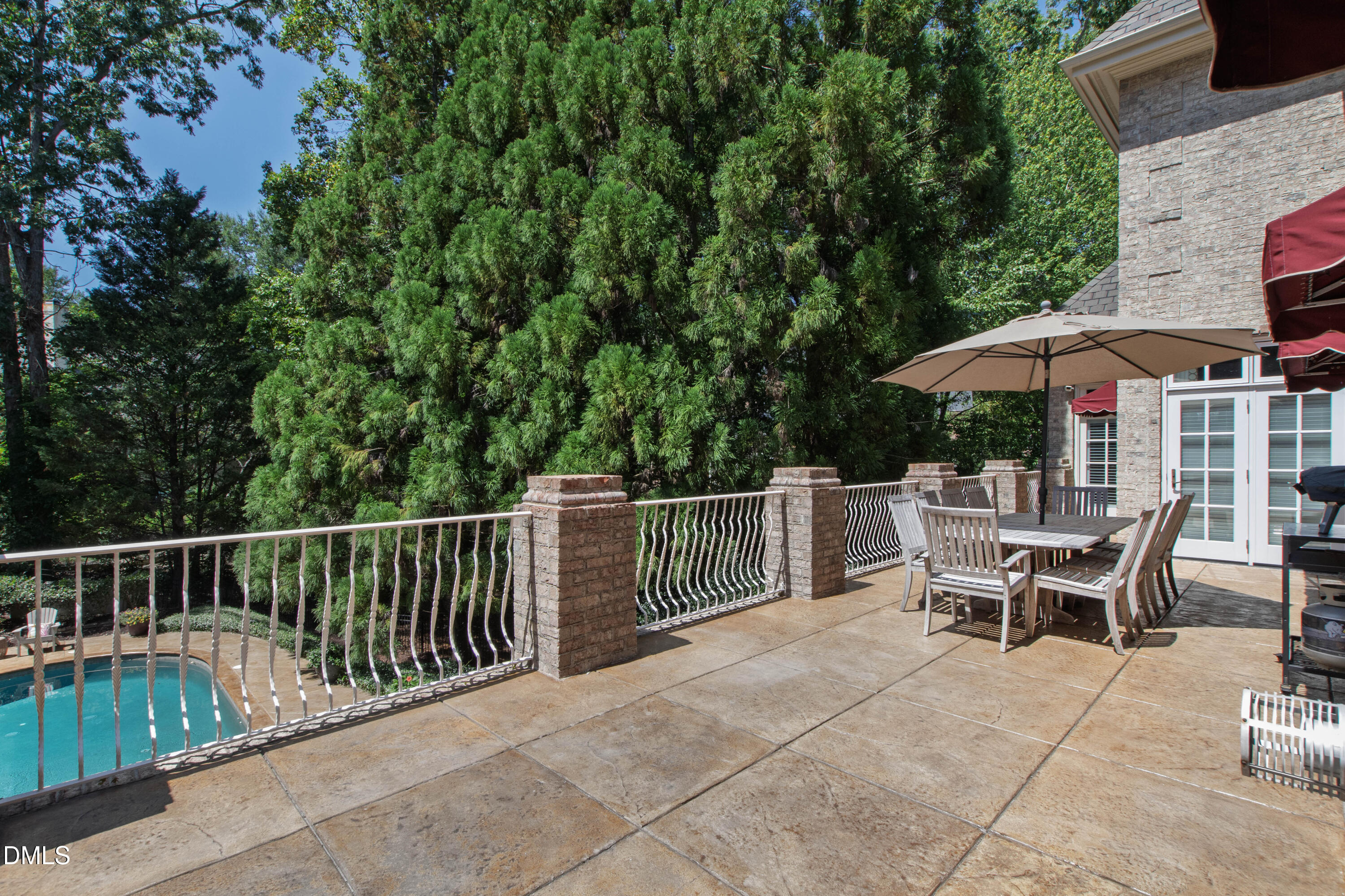 113 Richelieu Drive