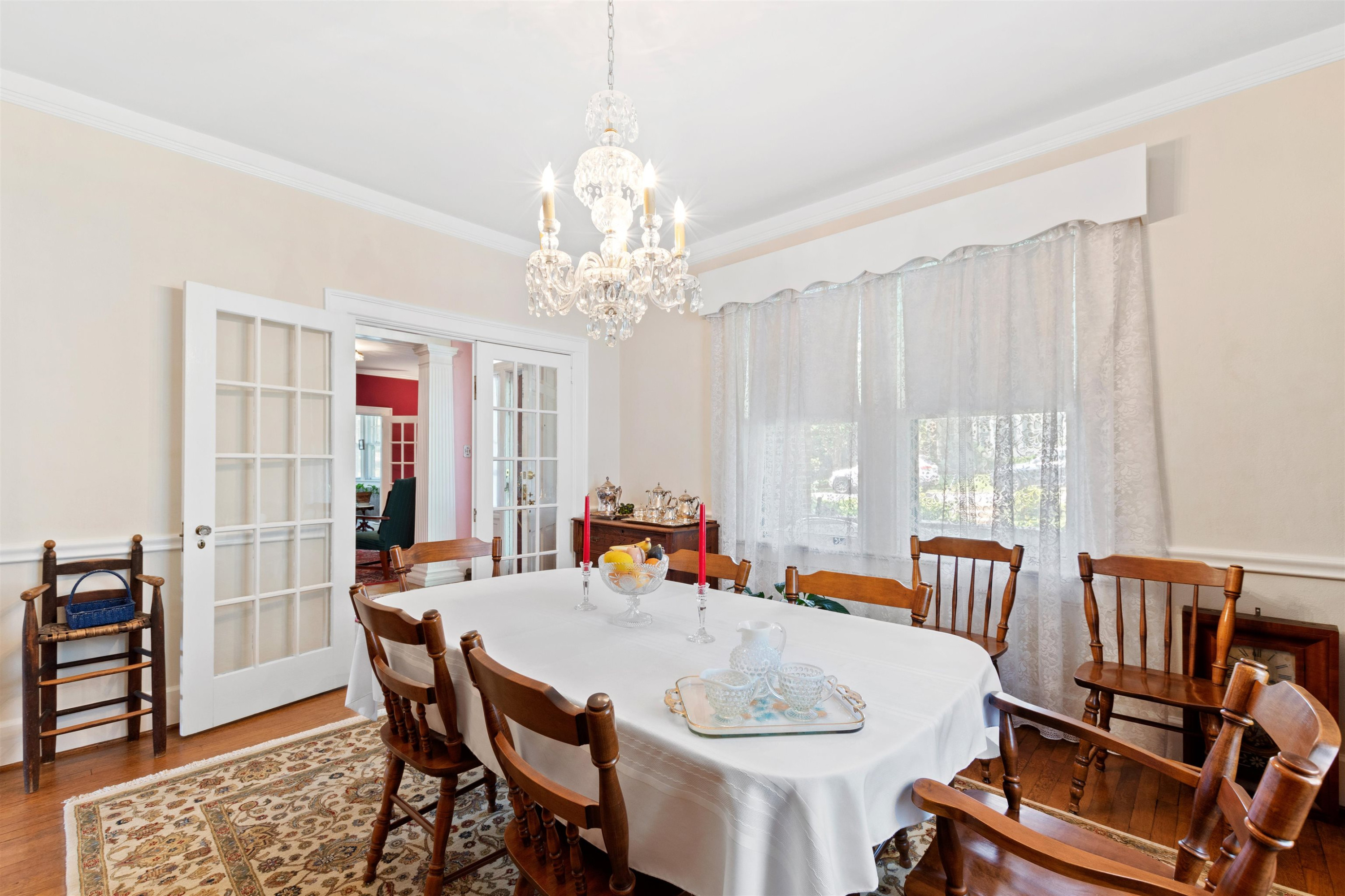 2112 Woodland Avenue