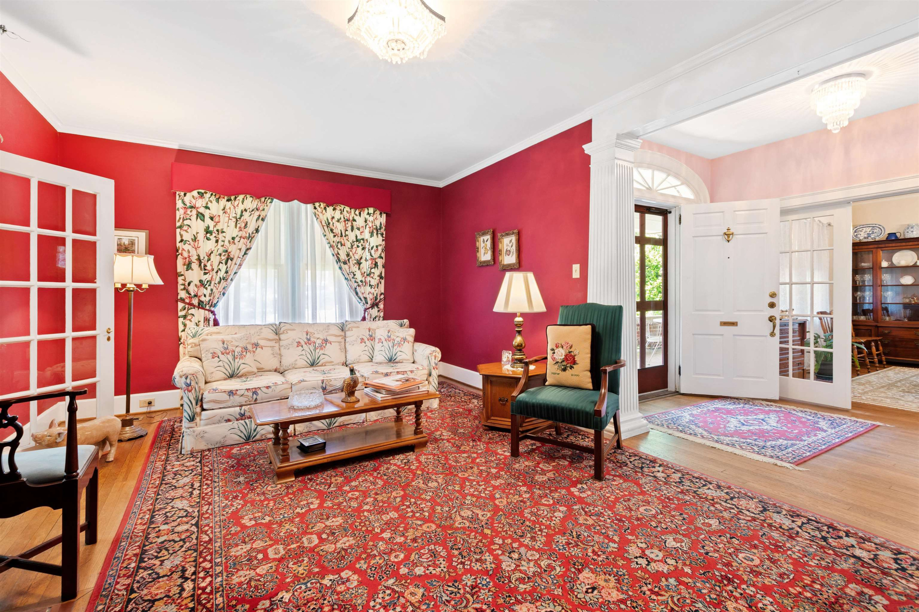 2112 Woodland Avenue