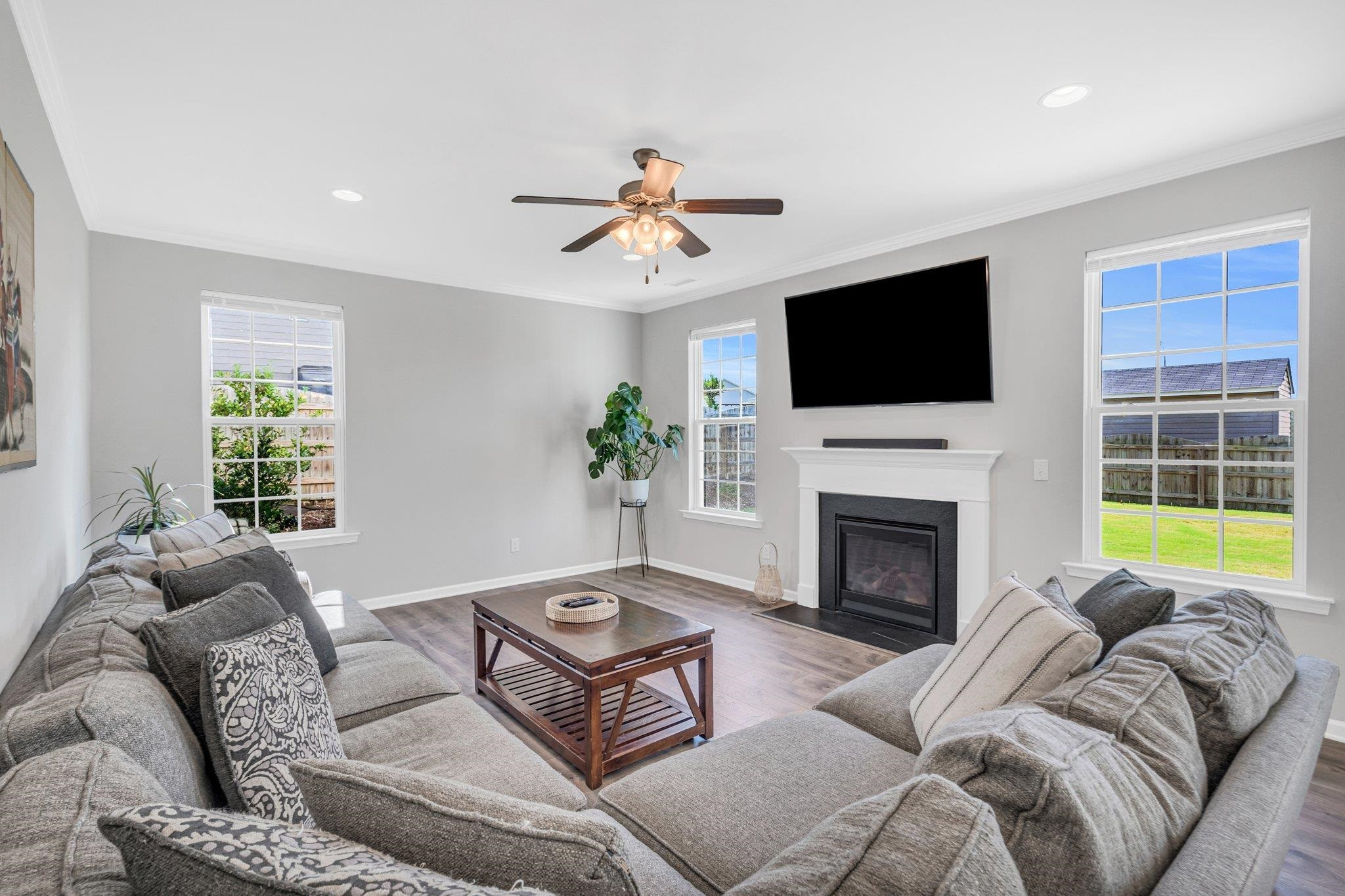 1104 Hidden Manor Drive