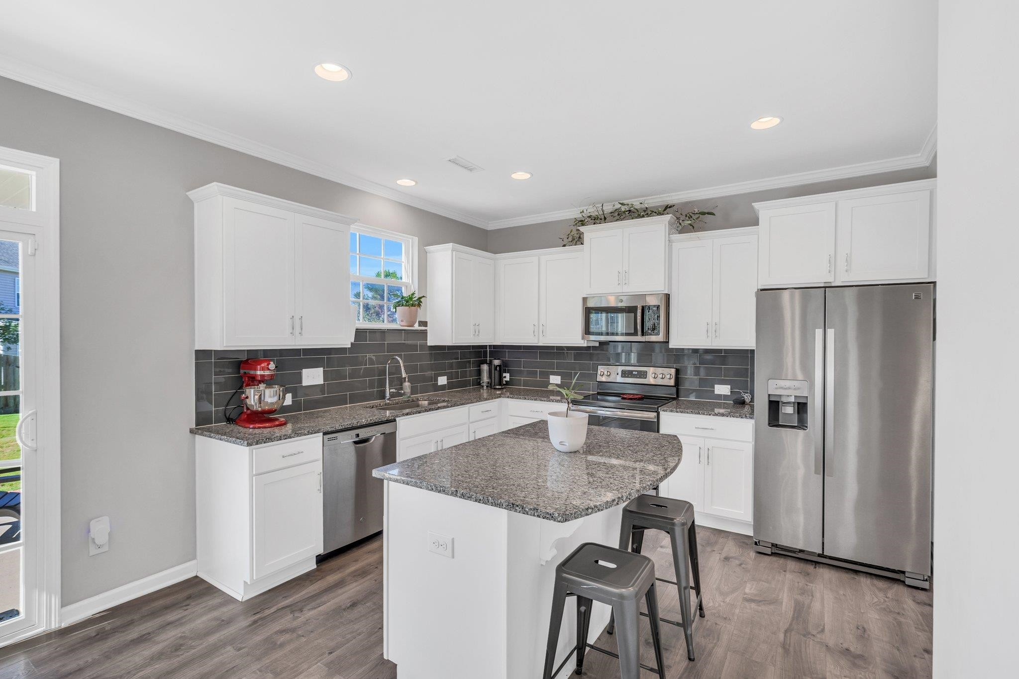 1104 Hidden Manor Drive