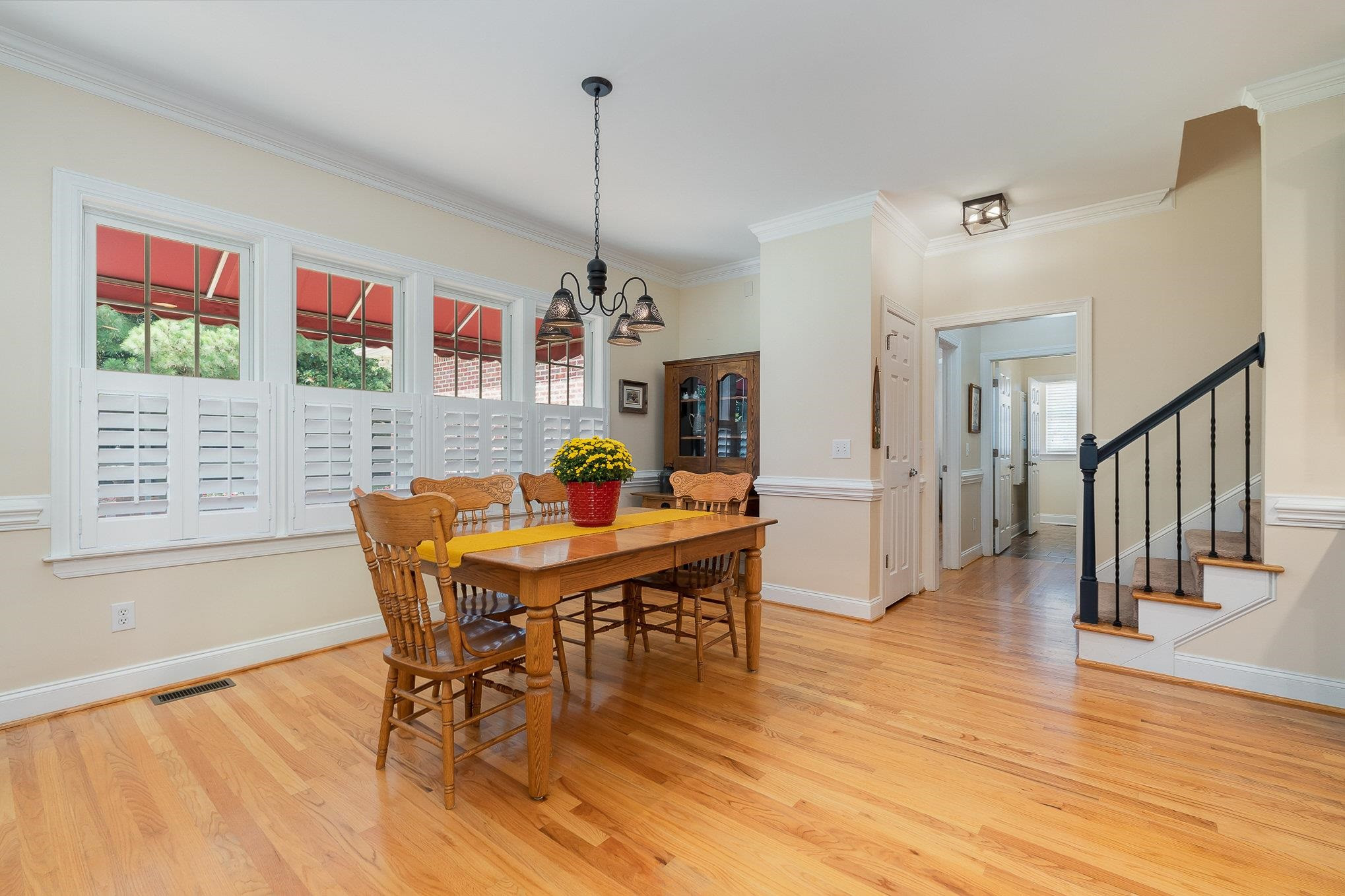 105 Oakwood Drive