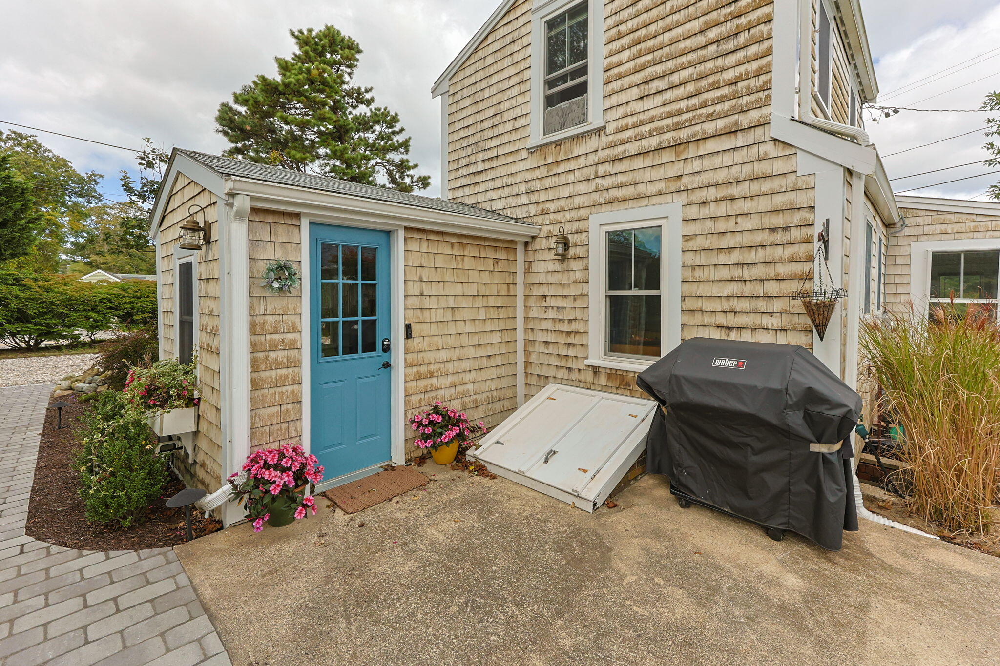 61 Station Avenue