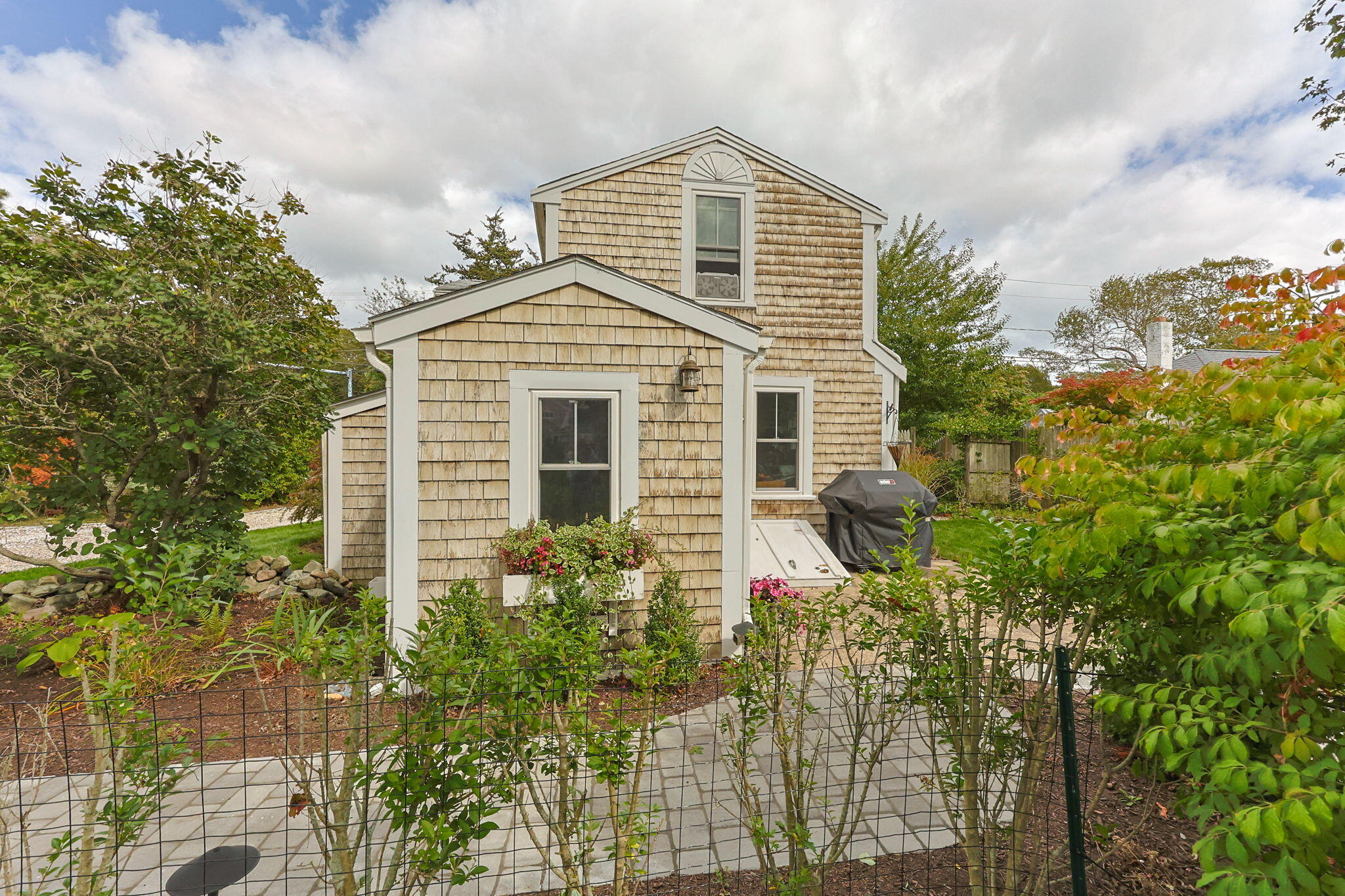 61 Station Avenue