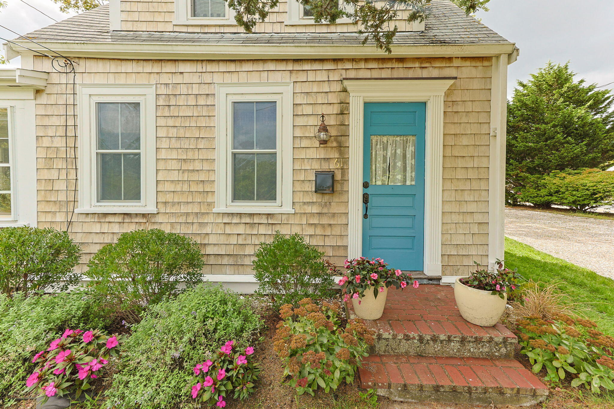 61 Station Avenue