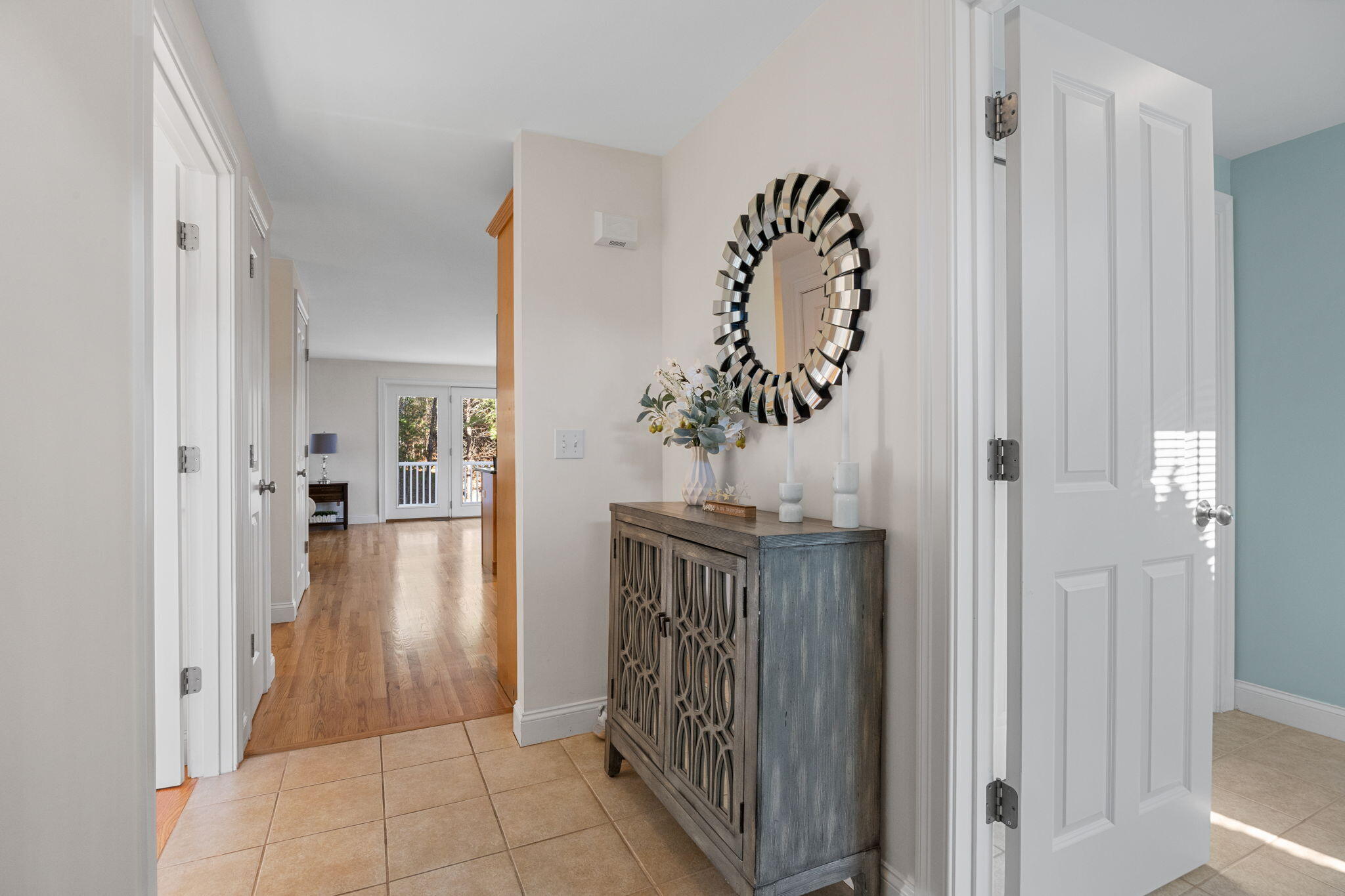 6 Granite Circle