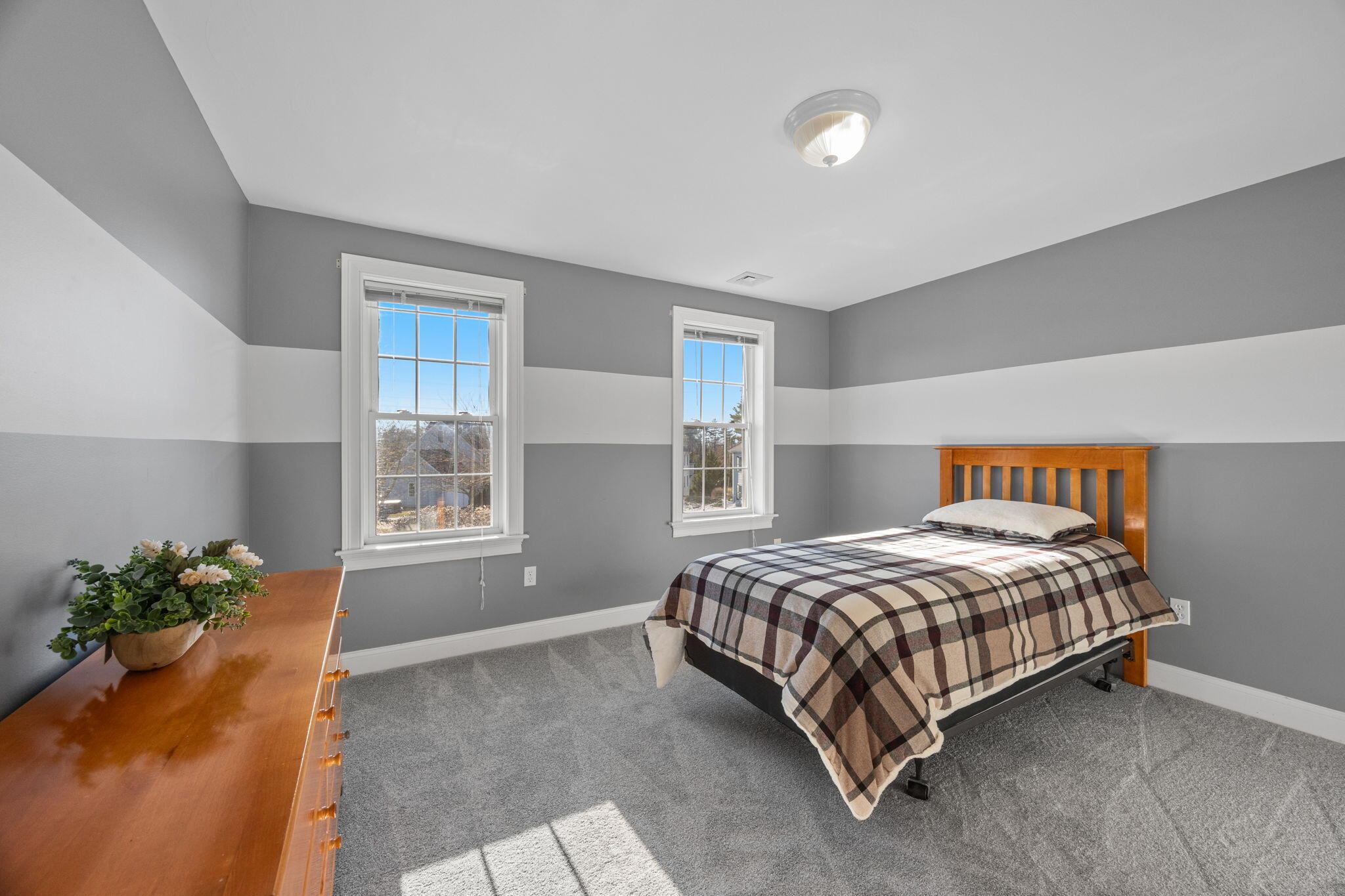 6 Granite Circle
