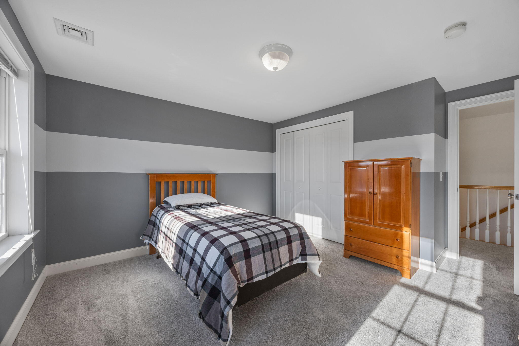 6 Granite Circle