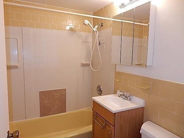 190 Upper County Rd # 6
