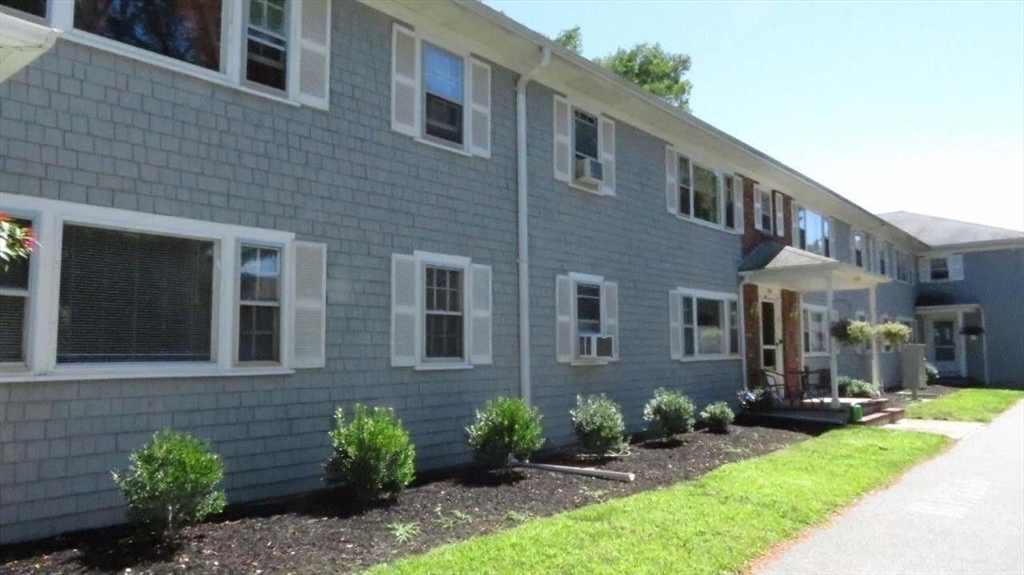 190 Upper County Rd # 6