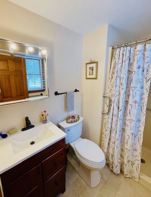 33 Easterly Dr
