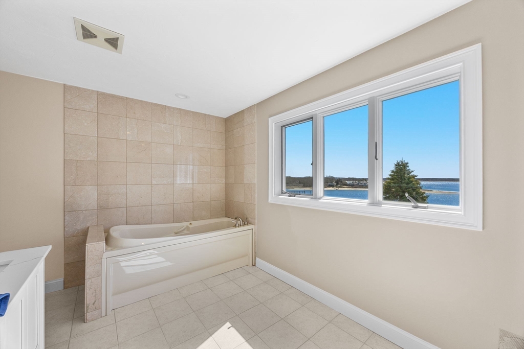 12 Groveland St