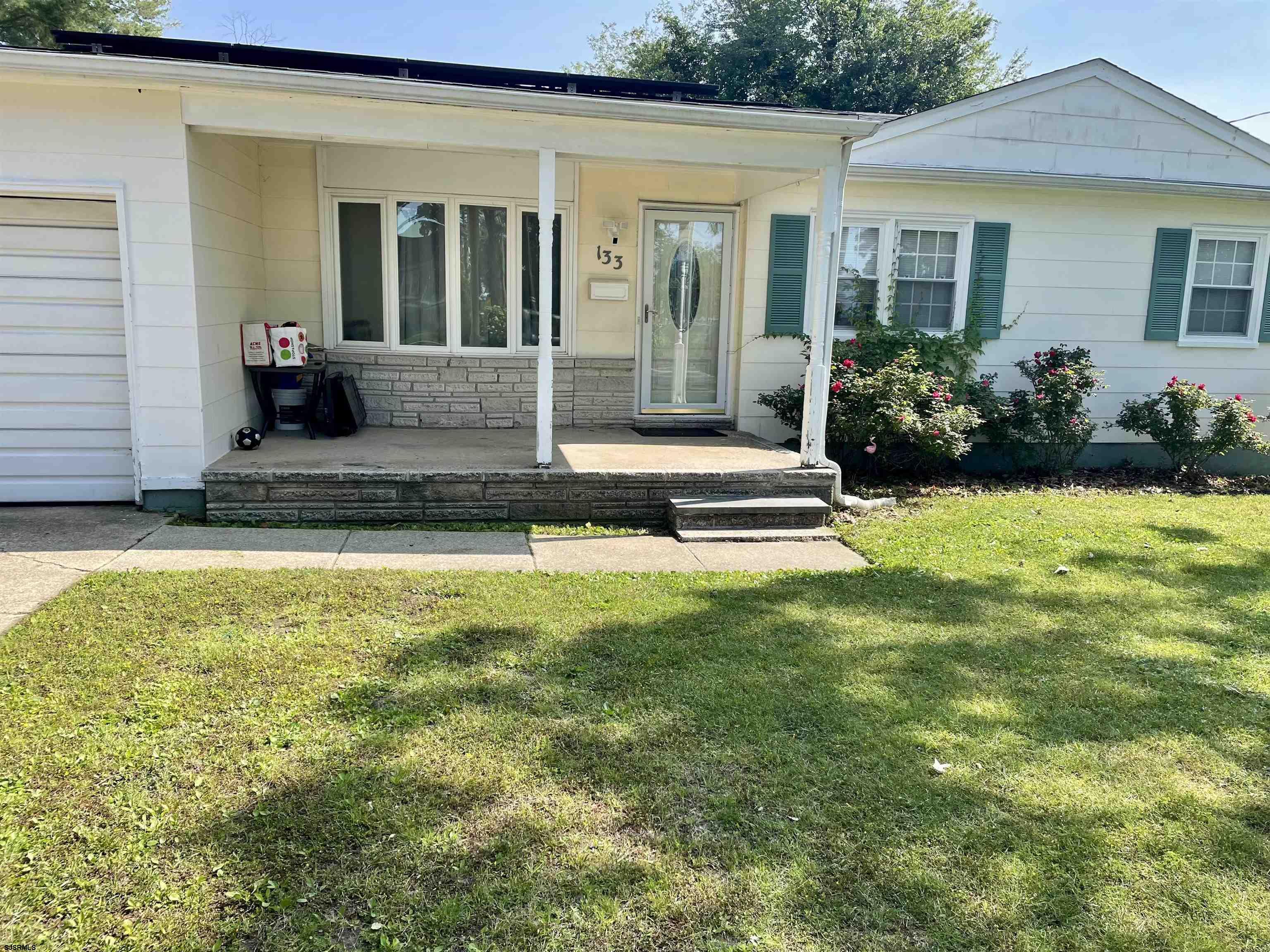133 E Vernon Ave Ave