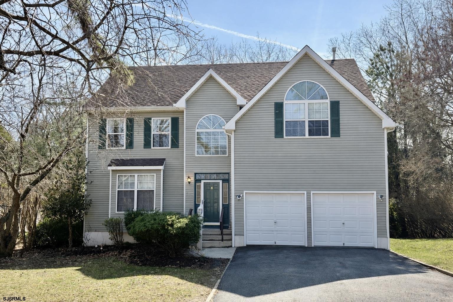 4 Rainbow Dr