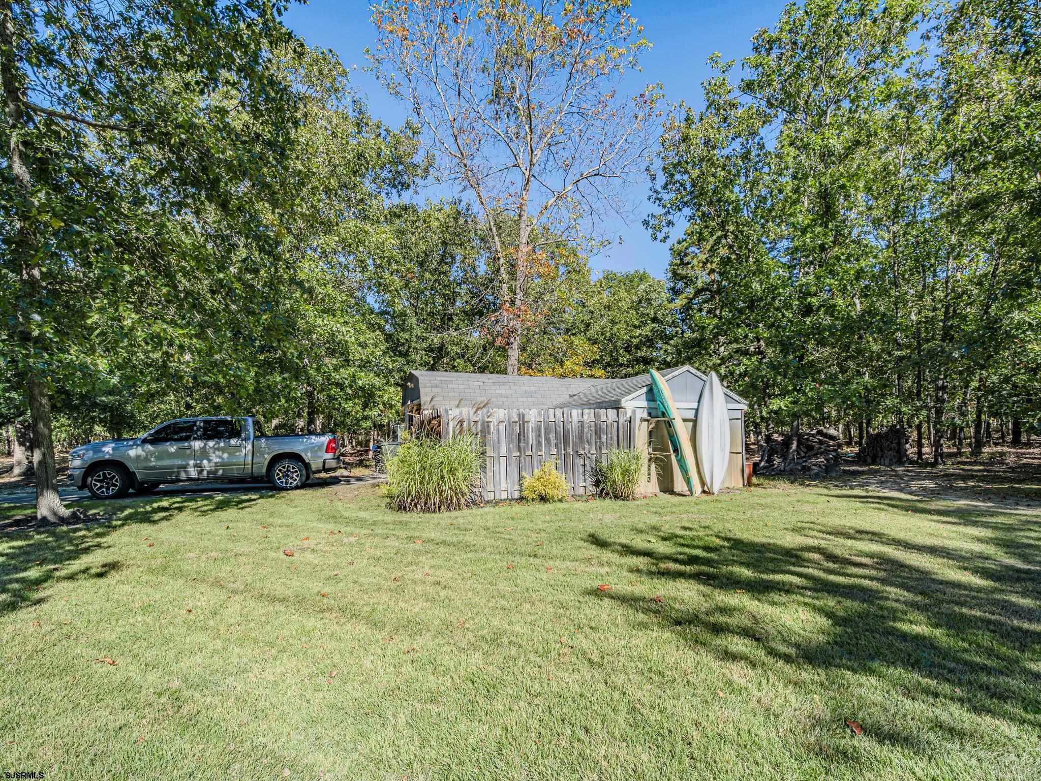 2431 6th Ave