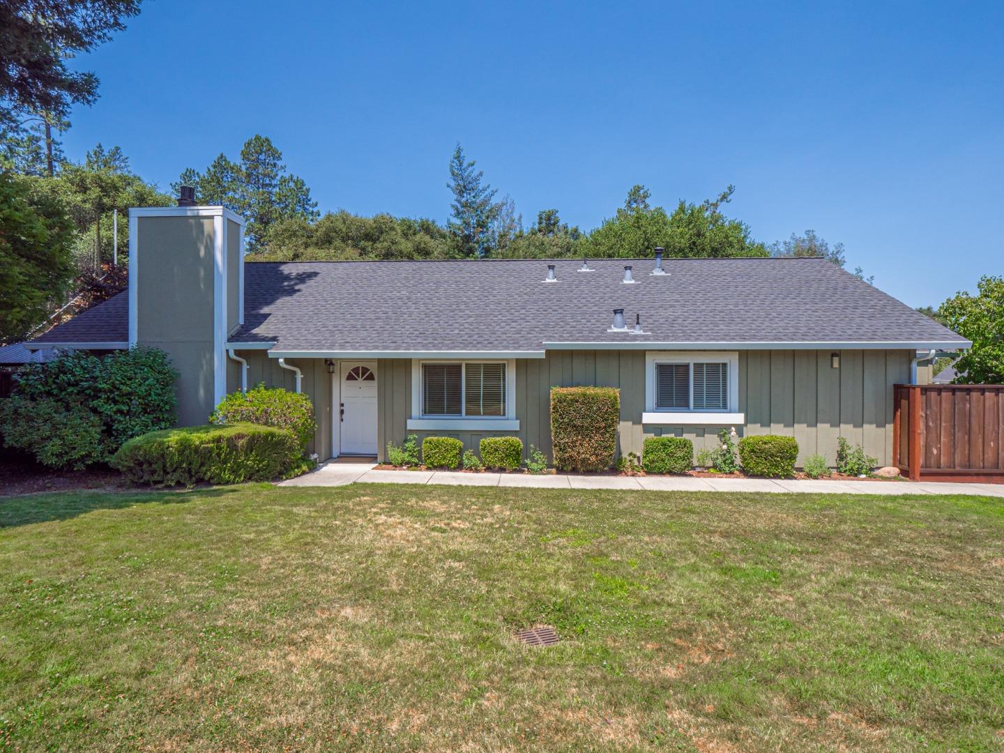 419 Lockewood LN
