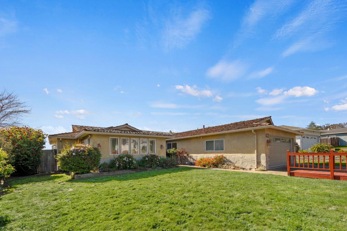 9382 Willow Oak RD