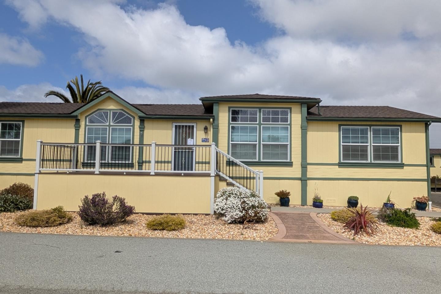800 Dolan RD 13