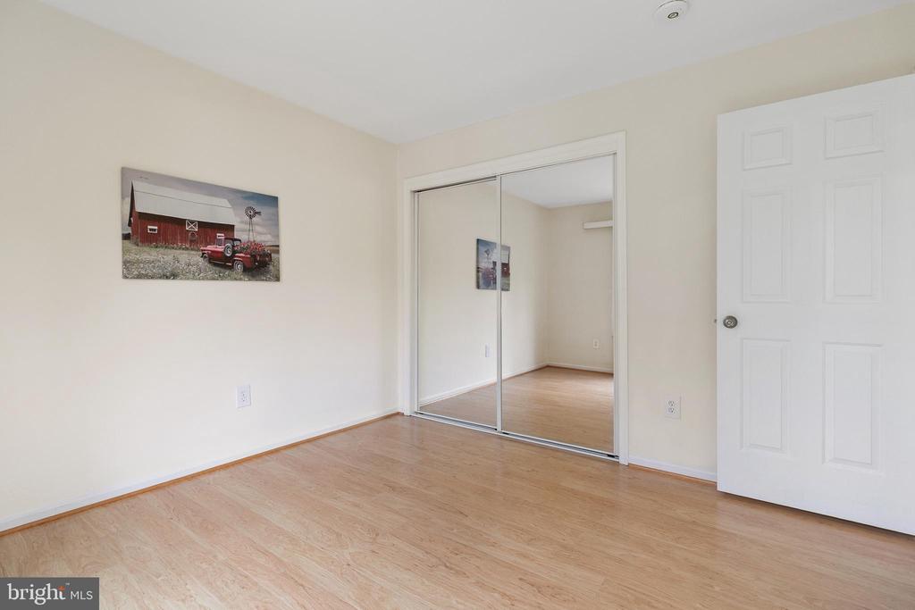 4507 HIGHLAND GREEN COURT