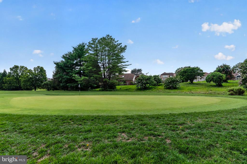 4507 HIGHLAND GREEN COURT
