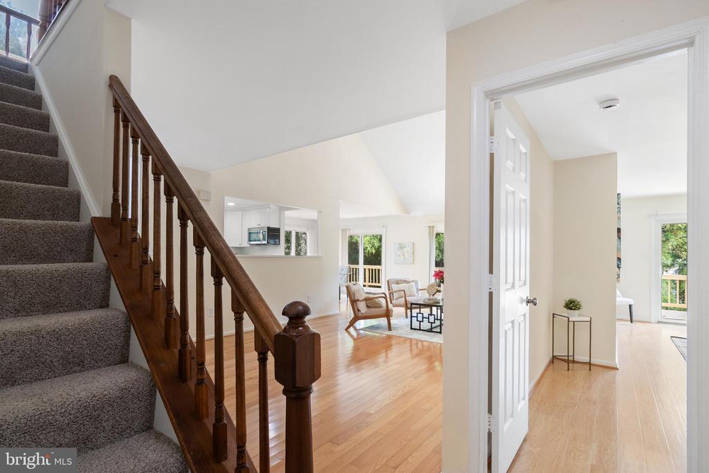4507 HIGHLAND GREEN COURT