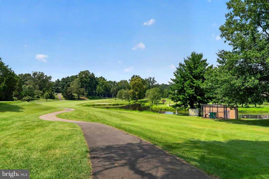 4507 HIGHLAND GREEN COURT