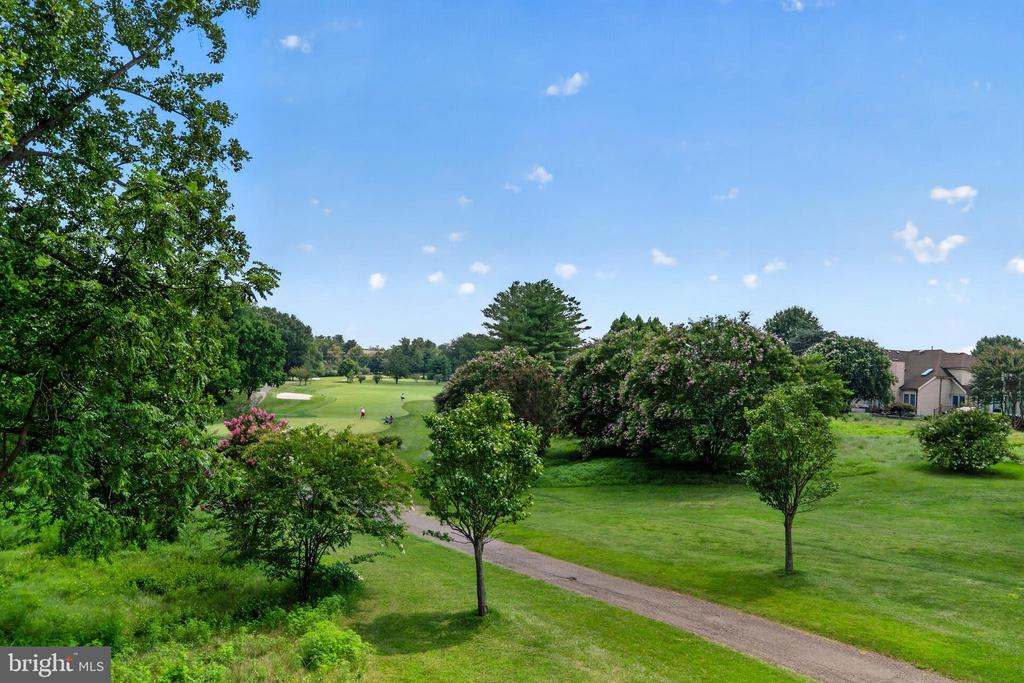4507 HIGHLAND GREEN COURT
