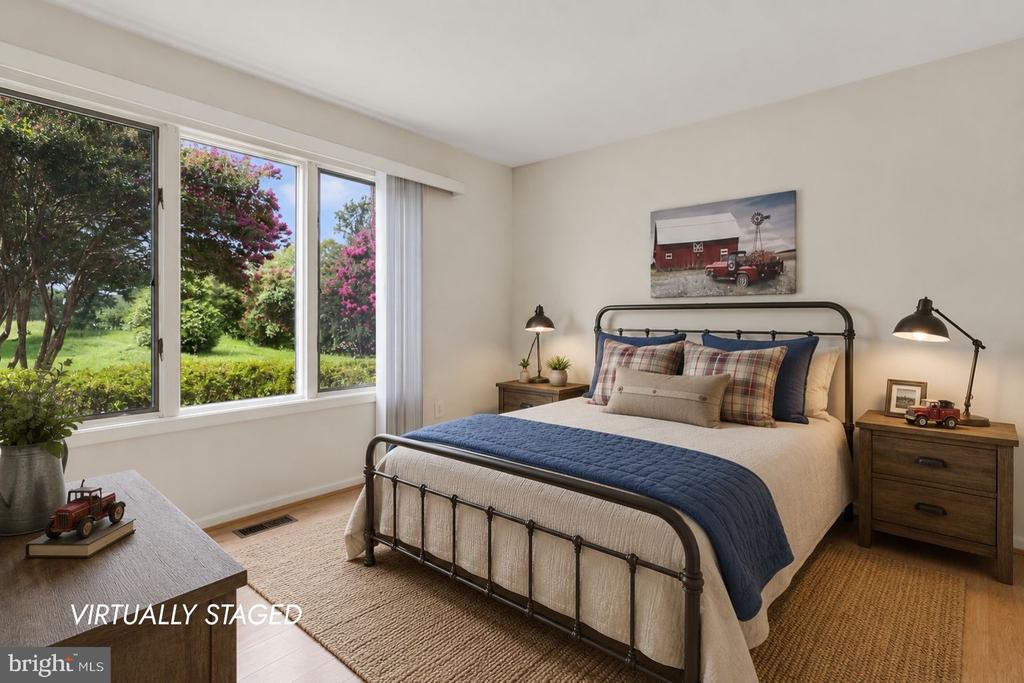 4507 HIGHLAND GREEN COURT