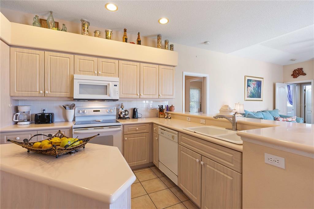 11210 MARIGOLD DR