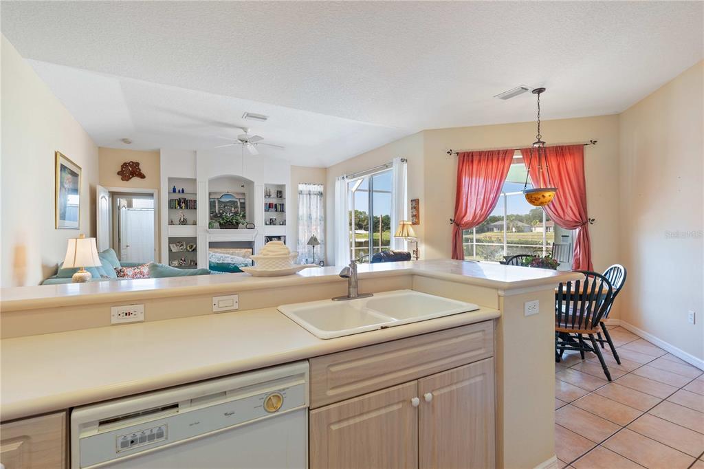 11210 MARIGOLD DR