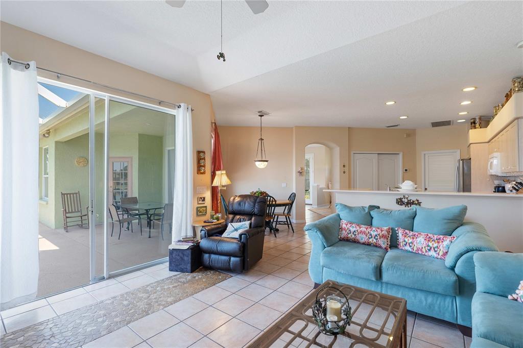 11210 MARIGOLD DR