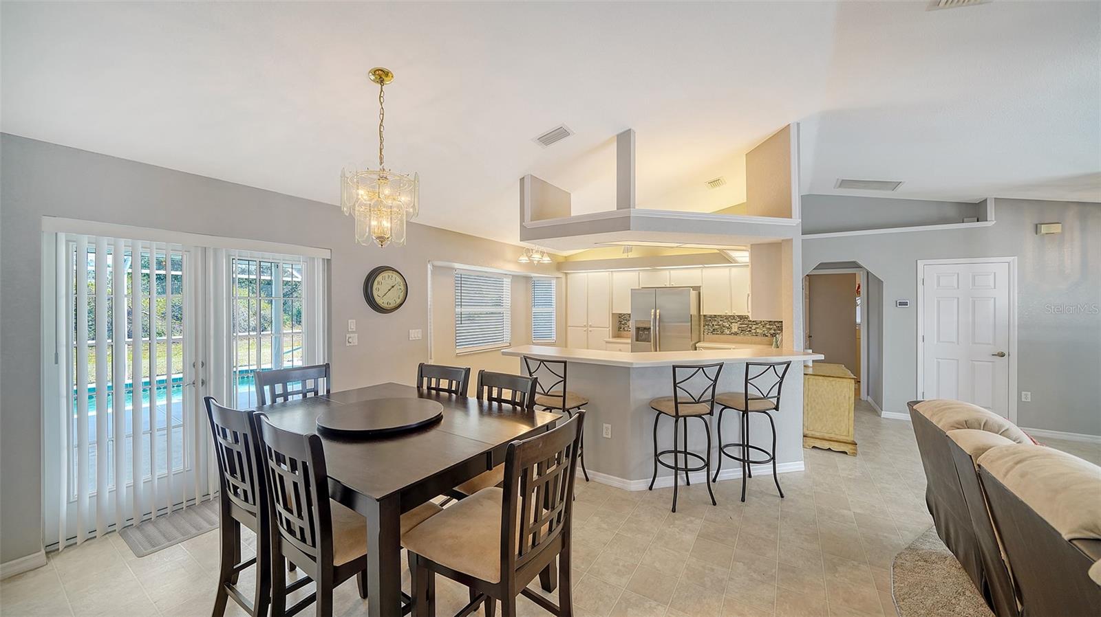 80 MOCHA CT