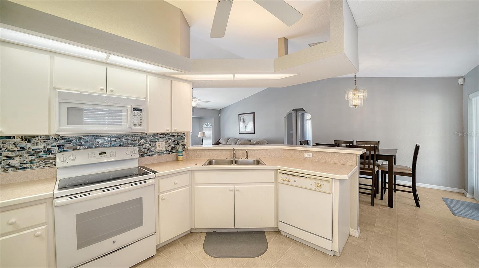 80 MOCHA CT