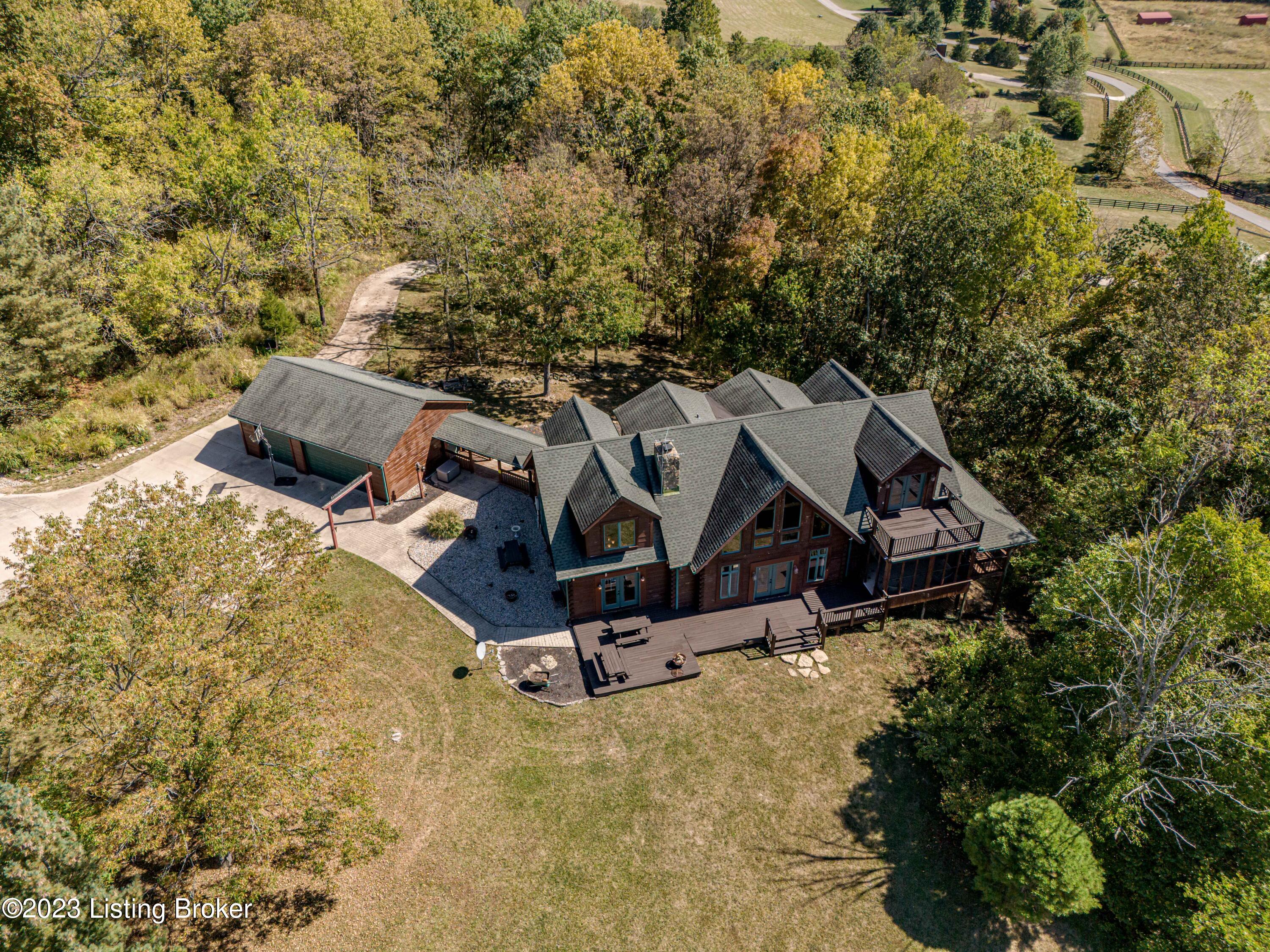 738 Creek Valley Rd
