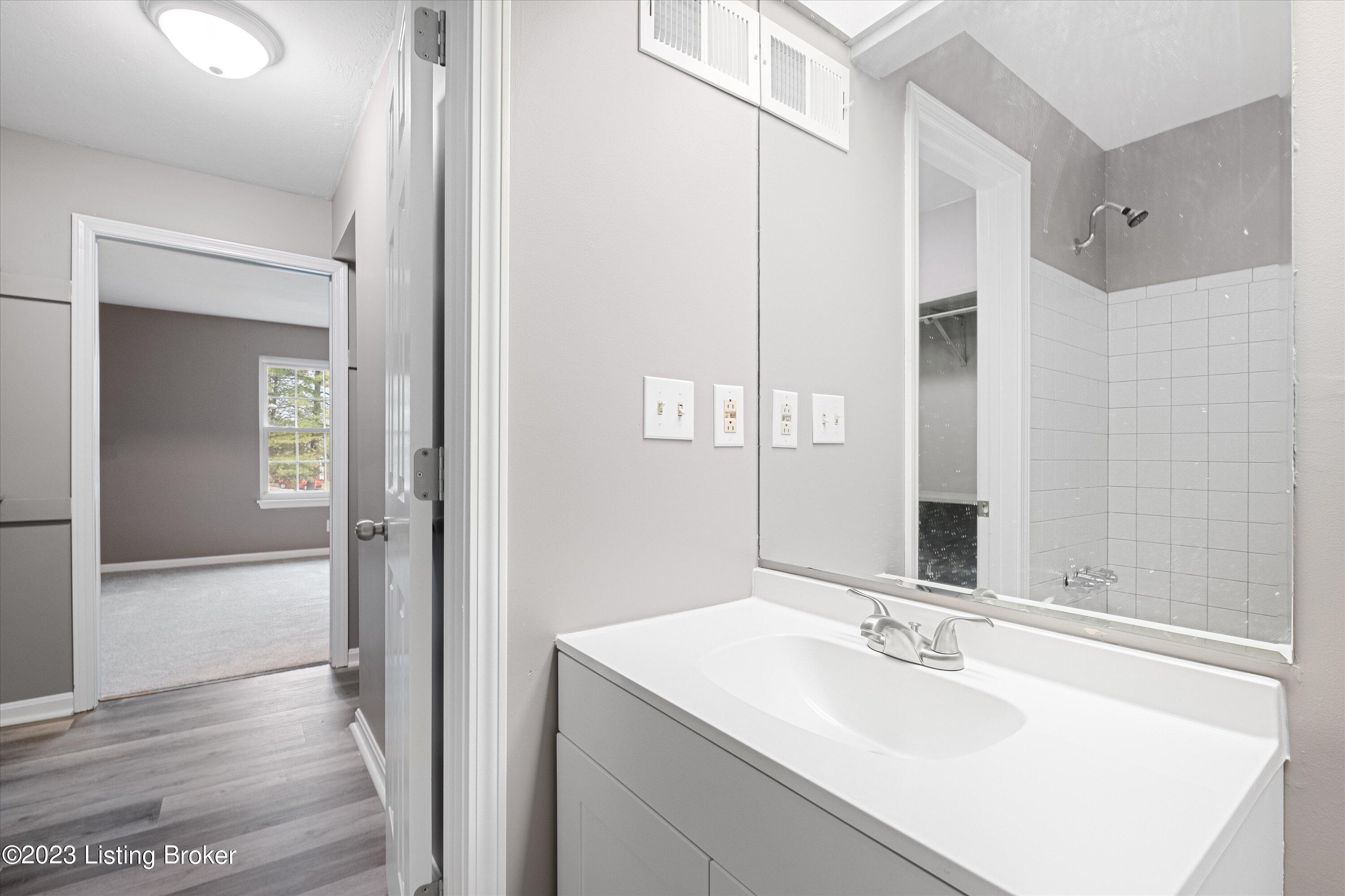 3310 Colonial Manor Cir, 12a