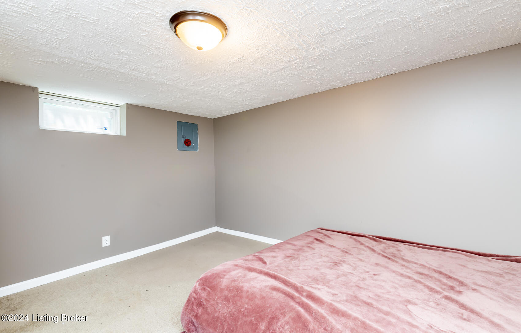 6010 Morning Glory Ln